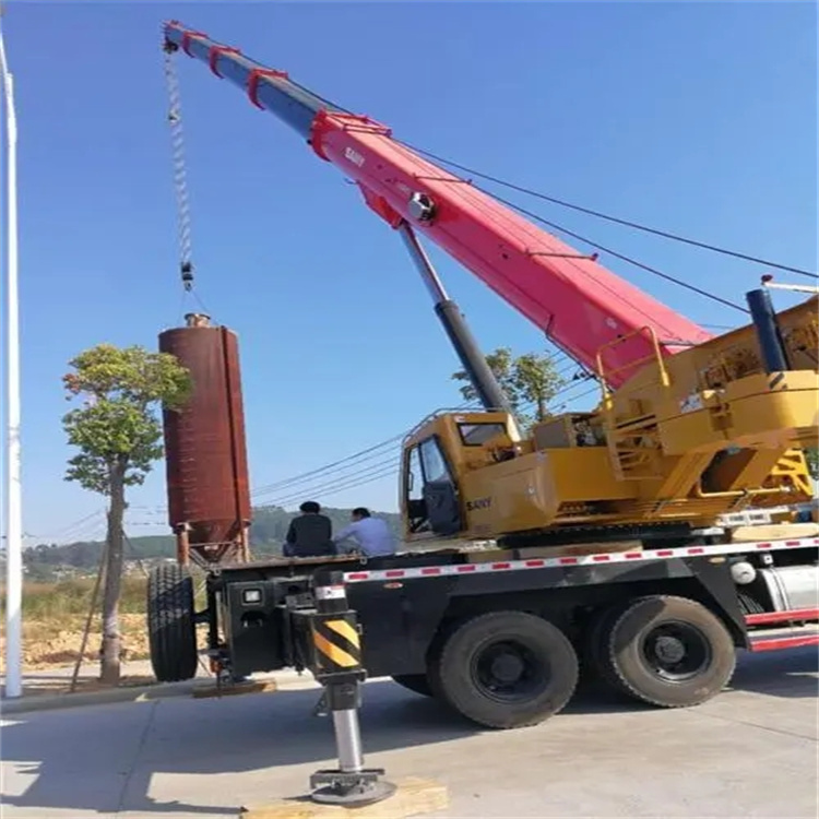 任城专业吊车租赁多少钱