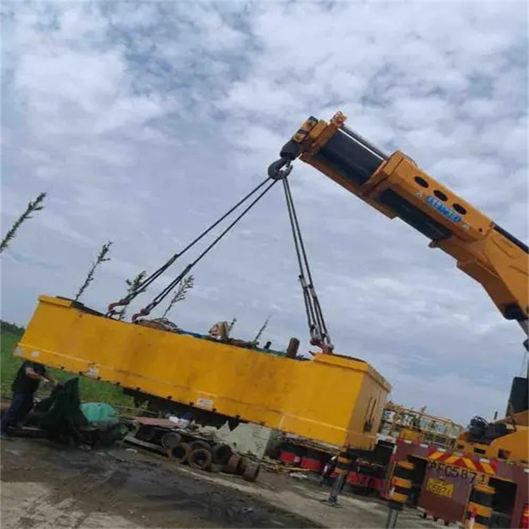 任城随车吊吊集装箱怎么吊